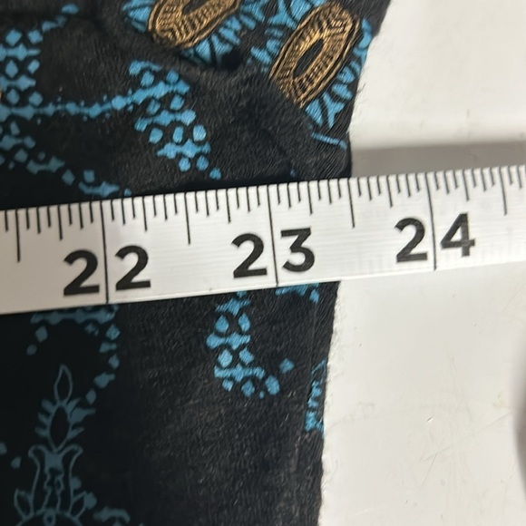 Free People Dolman Medallion Printed Long Sleeve Top -Size X-Small - Picture 8 of 9